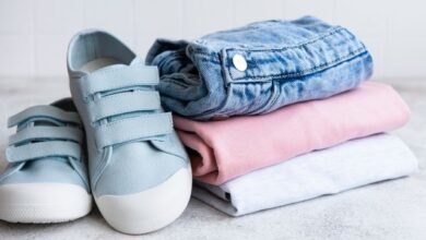 Yuxuda uşaq paltarı görmək